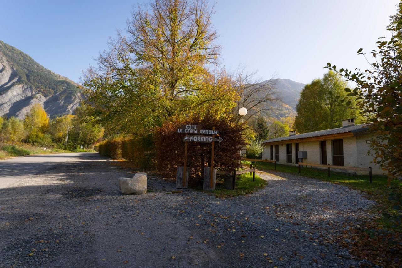 Gite Le Grand Renaud Le Bourg-dʼOisans Εξωτερικό φωτογραφία